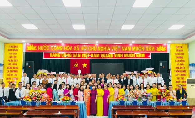 Kỉ Niệm 41 Năm Ngày Nhà Giáo Việt Nam