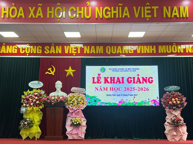 Trường Cao Đẳng Cơ Giới Khai Giảng Năm Học Mới 2025-2026